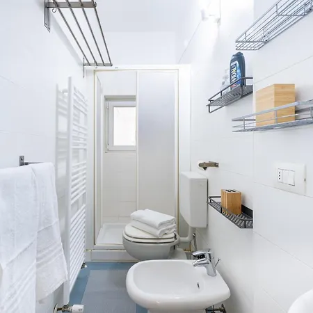 Apartamento Guesthost - Bright And In *