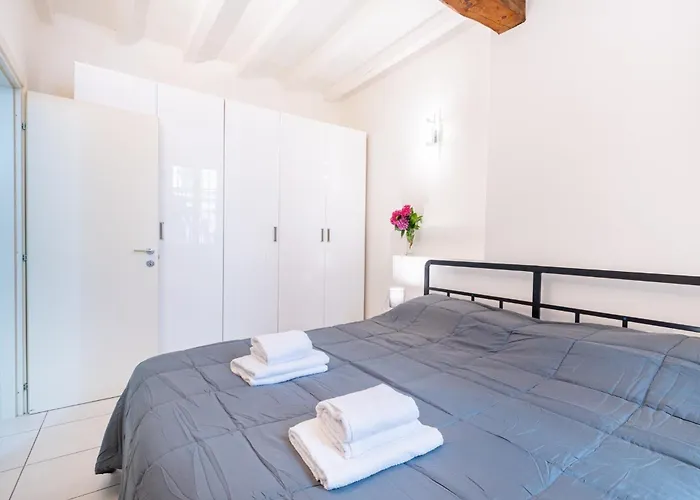 Lejlighed Guesthost - Bright And In *