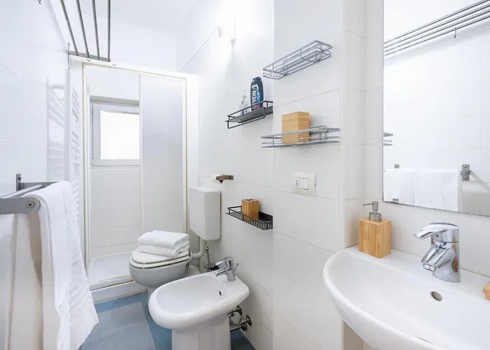 Guesthost - Bright And In Parma